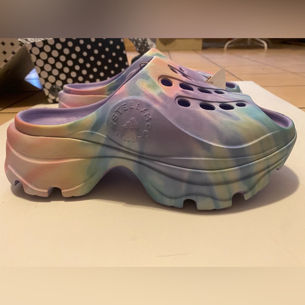 Adidas Stella McCartney Graphic Foam Clogs women’s 11/men’s 9 New In Box